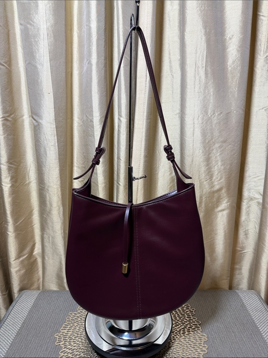 Zara Handbags - Zara Hobo Shoulder Bag - Burgundy
